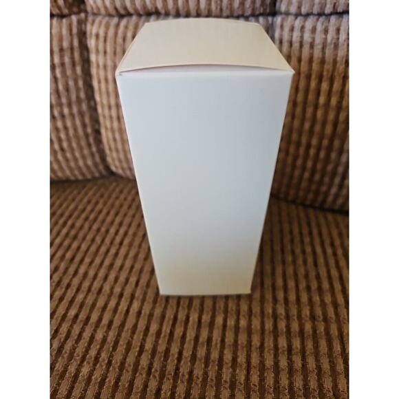 Hallmark 2011 keepsake (Starlight Angle) Christmas ornament lightable - Picture 4 of 10